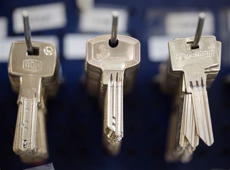 sleutels bijmaken hilversum Hubo winkels met sleutelservice